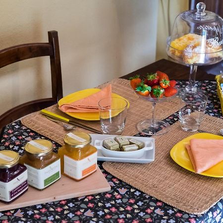 Giannetti Bed & Breakfast Poggio alle Mura エクステリア 写真