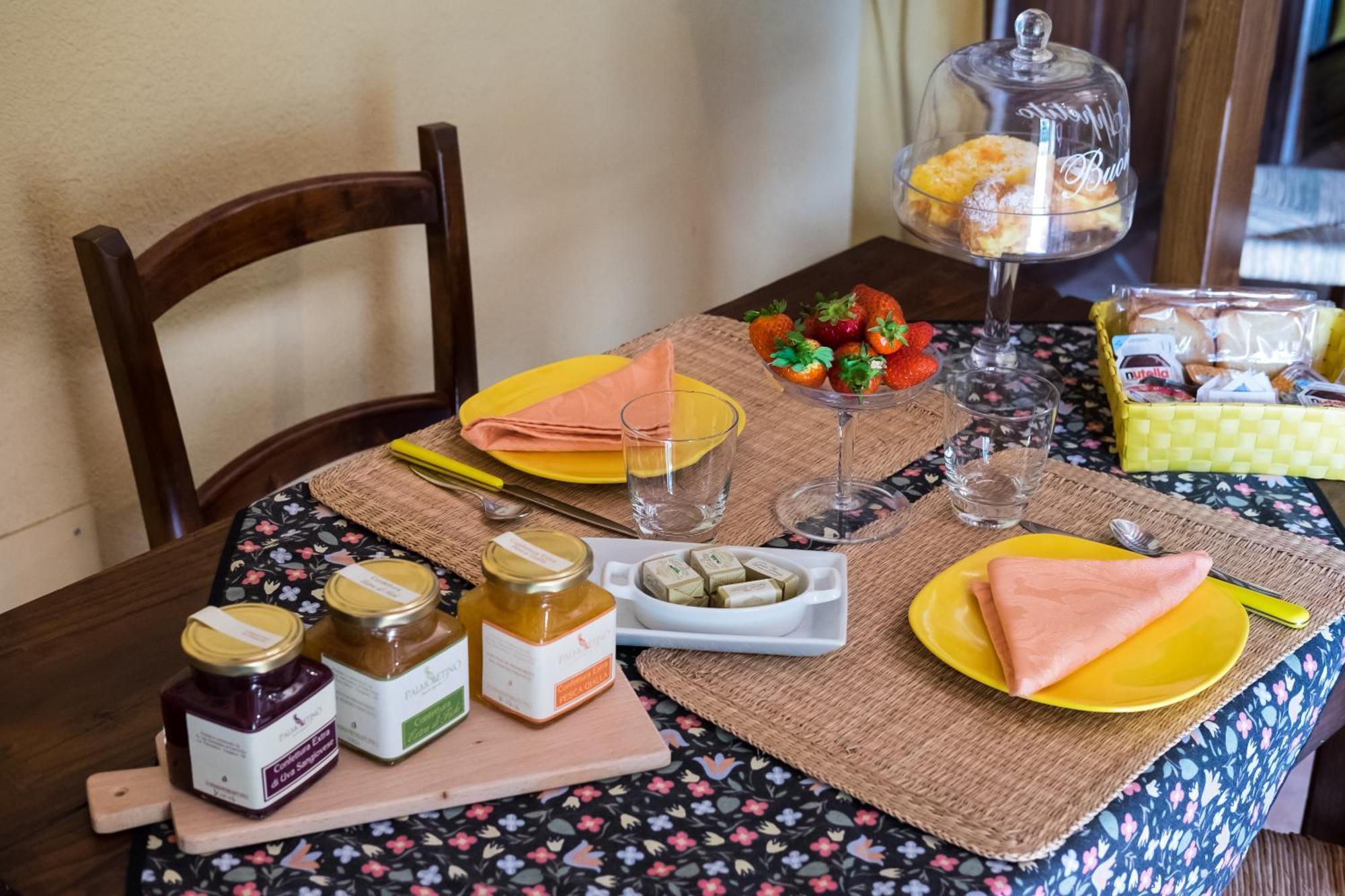 Giannetti Bed & Breakfast Poggio alle Mura エクステリア 写真
