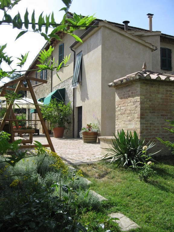 Giannetti Bed & Breakfast Poggio alle Mura エクステリア 写真