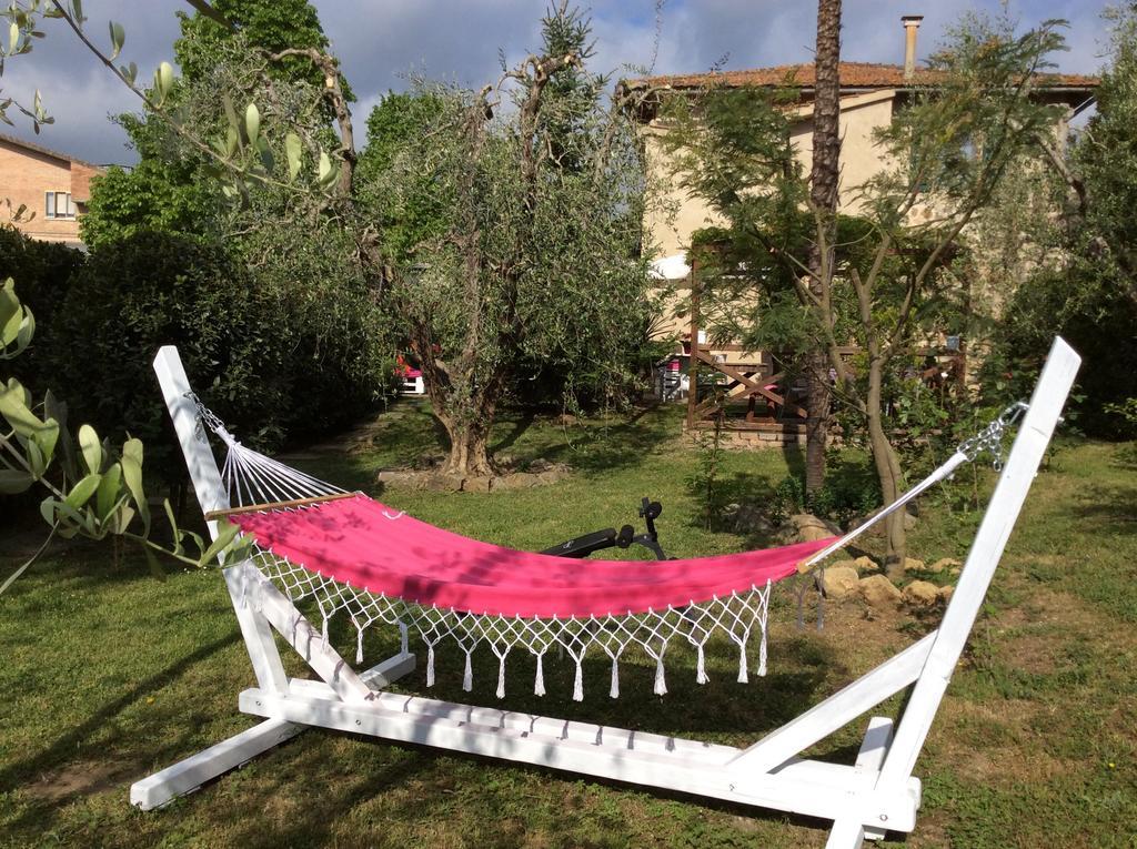 Giannetti Bed & Breakfast Poggio alle Mura エクステリア 写真